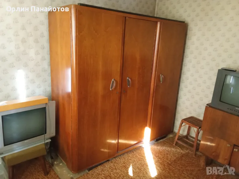 трикрилен гардероб, снимка 1