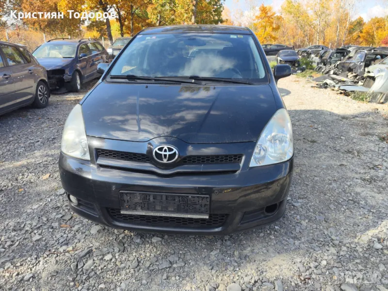 Toyota Corolla Verso 2.2 136кс на части тойота корола версо, снимка 1