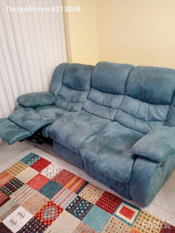 Диван с два релакса употребяван 3г., снимка 1