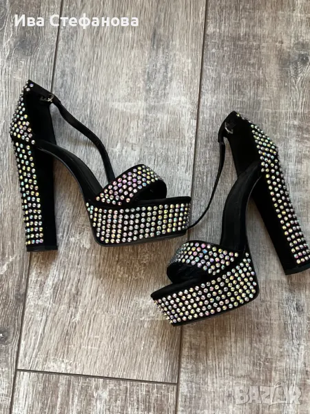 Елегантни официални парти  сандали висок дебел ток на платформа блестящи  камъни диаманти цирконий , снимка 1