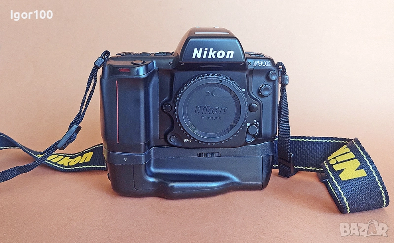 NIKON F90X - body + grip, снимка 1