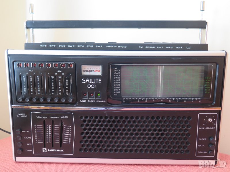 USSR Vintage Salute 001 - 1980г, висок клас радио, снимка 1