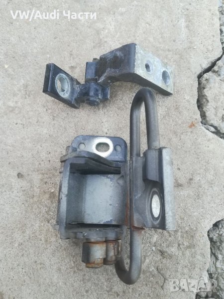 Панти за предна дясна врата за Голф 4 Ауди А3 Бора Пасат Golf 4 VW Bora Passat пасажерска страна , снимка 1