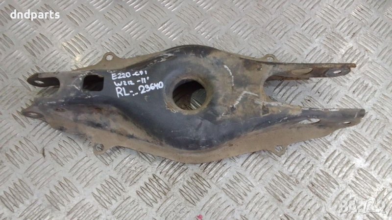 Носач Mercedes E220 CDI W212 2011г.(заден ляв)	, снимка 1