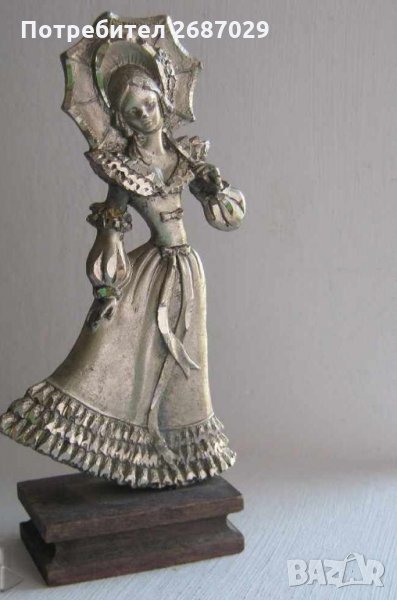 Стара красива метална фигура фигурка дама с чадър статуетка, снимка 1