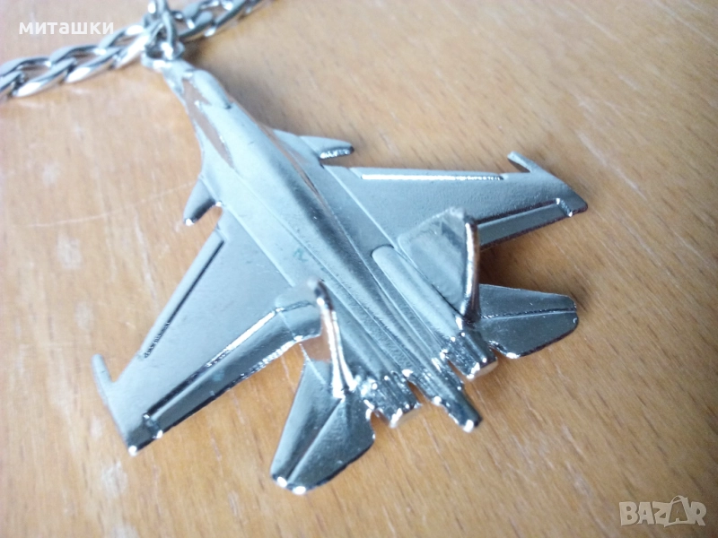 Ланец с висулка самолет Су33, снимка 1