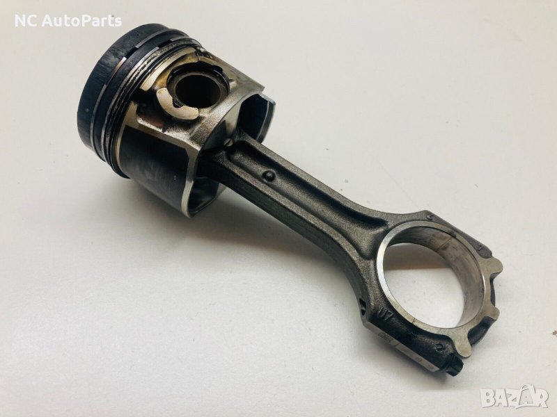 Бутало с биела за КИА KIA SPORTAGE 1.7 CRDi D4FD 116 коня 2013, снимка 1