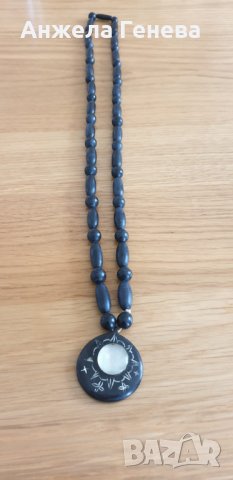Стилно колие от абанос и седеф, снимка 2 - Колиета, медальони, синджири - 38358974