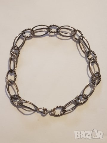 Сребърна гривна  