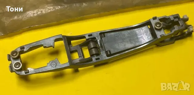 Търся дръжка за Мерцедес 124 купе