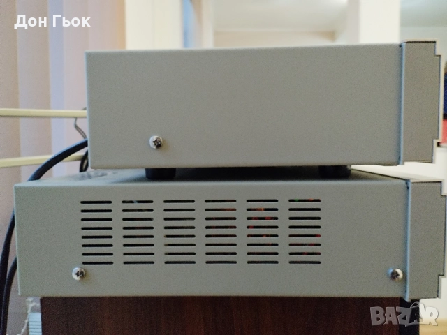 Стерео усилвател и тунер Hitachi, снимка 9 - Ресийвъри, усилватели, смесителни пултове - 52094088