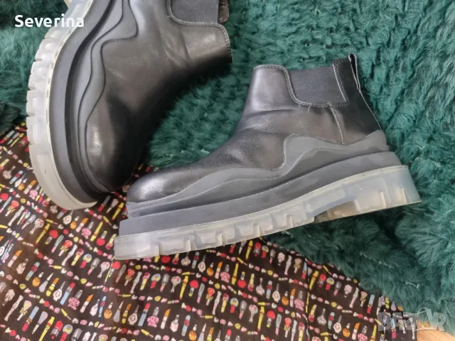 Bottega Veneta *Оригинални боти 40 номер унисекс , снимка 12 - Дамски боти - 48905964