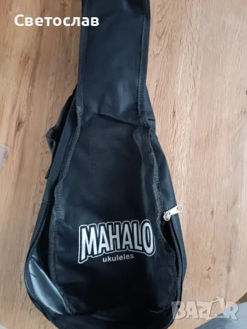 Концертно укулеле Mahalo с пълен набор от аксесоари, снимка 8 - Китари - 48251025