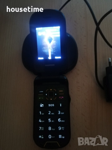 Телефон HAMMER, снимка 3 - Телефони с две сим карти - 52482213