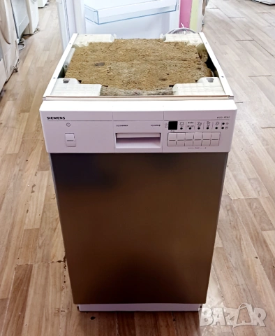 Съдомиялна за вграждане под плот  SIEMENS - 45 см, снимка 2 - Съдомиялни - 53112441