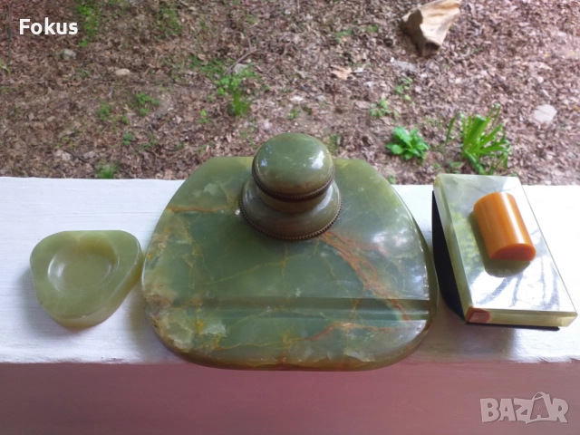 МАСТИЛНИЦА ЗЕЛЕН МРАМОР И КАТАЛИН