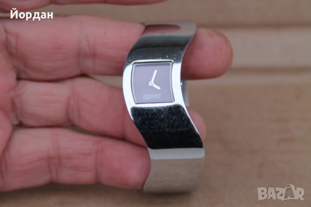 Дамски часовник гривна ''Esprit'', снимка 2 - Дамски - 53326679