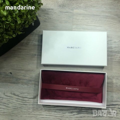 GUESS BY MARCIANO 🍊 Дамски метални слънчеви очила "SILVER & GREEN" нови с кутия, снимка 6 - Слънчеви и диоптрични очила - 43201445