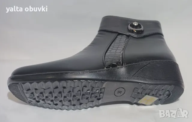 Дамски боти D703, снимка 4 - Дамски боти - 47799850