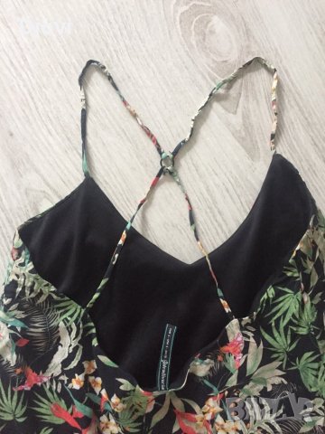 Убийствна рокличка Stradivarius , снимка 3 - Рокли - 32488561