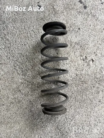 Пружина пружини задни Фолксваген Голф 5 VW Golf