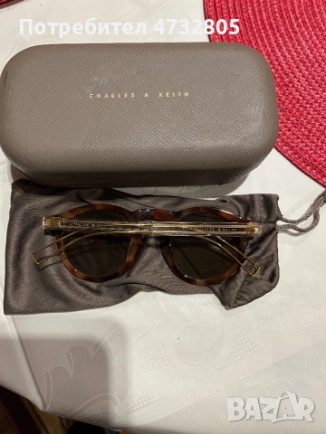 Очила Charles & Keith
