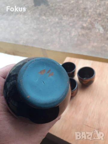 Сервиз за греяна ракия глазирана троянска керамика позлата, снимка 4 - Антикварни и старинни предмети - 53445419