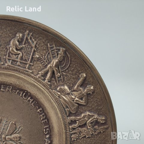 Немски бронзов плакет/чиния за декорация, снимка 3 - Антикварни и старинни предмети - 43536179