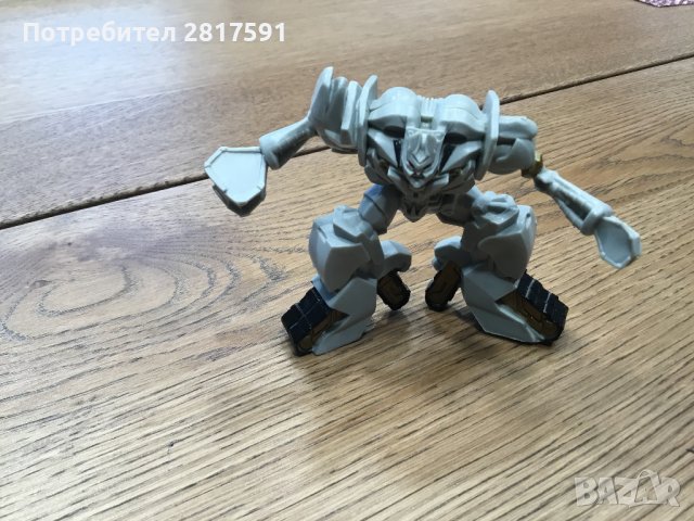 Трансформър Мегатрон Transformers Megatron 3” Action Figure Hasbro 2011, снимка 1 - Колекции - 43228101