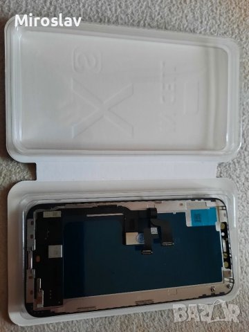 iPhone XS дисплей