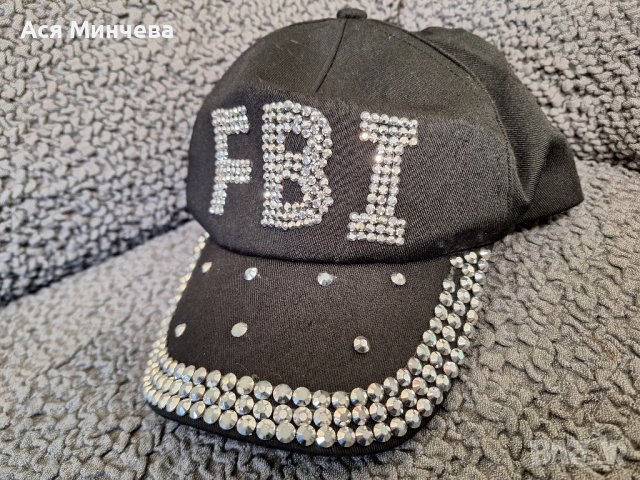 Дамска шапка , снимка 3 - Шапки - 43534539