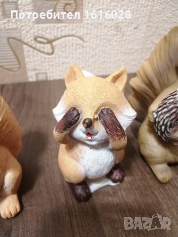 Малки фигурки на бухали,лисици и катеричка не чул,не видял,не разбрал за декорация., снимка 5 - Градински мебели, декорация  - 43148023