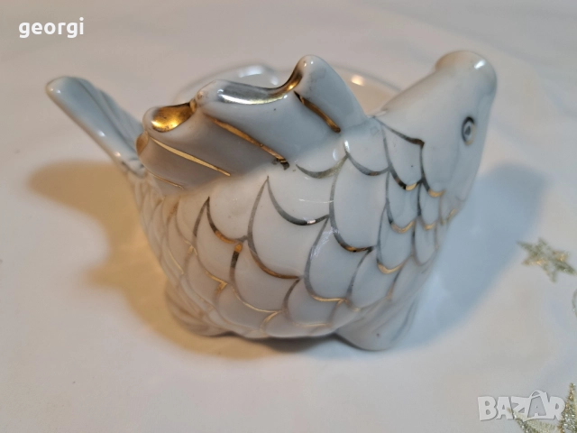 български порцеланов пепелник риба , снимка 3 - Колекции - 51706417
