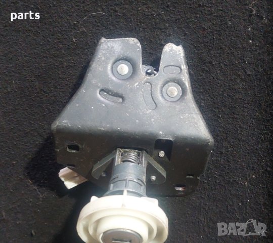 Ключалка Заден Капак Ланчия Либра N, снимка 3 - Части - 43949639