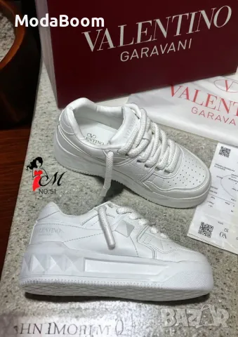 Valentino дамски маратонки , снимка 3 - Маратонки - 48565497