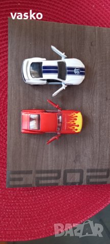 МУСТАНГ-Мажорет 1:64, снимка 7 - Колекции - 39659554