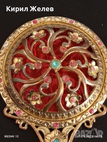 Ръчно огледало в ретро стил с камъни Сваровски орнаментирано много красиво 50554, снимка 5 - Други ценни предмети - 51746510