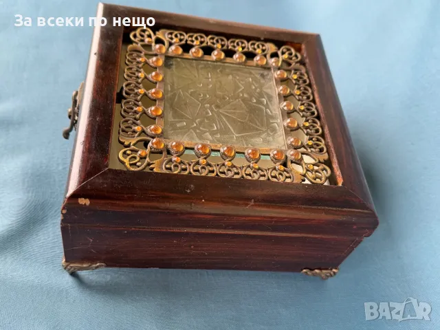 Стара дървена кутия за бижута, снимка 6 - Антикварни и старинни предмети - 49745368