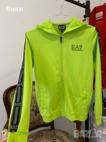 Оригинално горнище на Emporio Armani , снимка 14 - Детски анцузи и суичери - 43951924