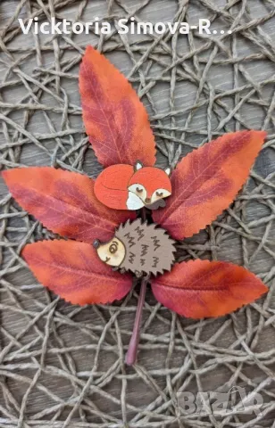 Сет от 6 броя дървени, ръчно рисувани шнолки “Горска приказка”, снимка 2 - Шноли, диадеми, ленти - 47761913