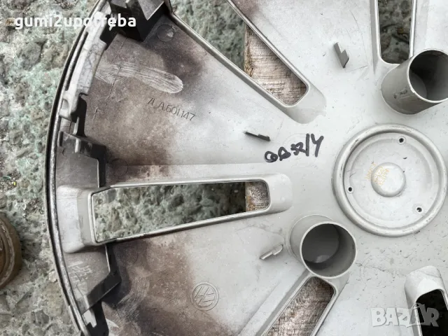 16 цола Тасове VW T6 Volkswagen T6 Caravelle Transporter 7LA601147 Оригинал, снимка 7 - Аксесоари и консумативи - 49785907