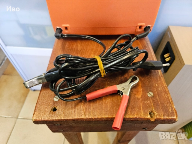 Зарядно за акумулатор BOSH KL 123 M 12V 4Amp. Автомобилно зарядно.  В отлично техническо и визуално , снимка 9 - Аксесоари и консумативи - 52391454