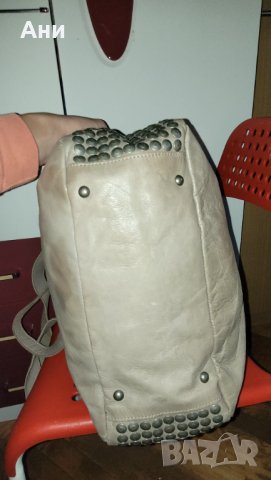 Чанта от естествена кожа, снимка 3 - Чанти - 38355096