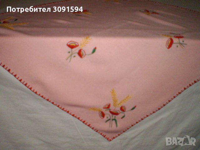 Ръчно изработена и бродирана розова  покривка , снимка 2 - Други ценни предмети - 43982584