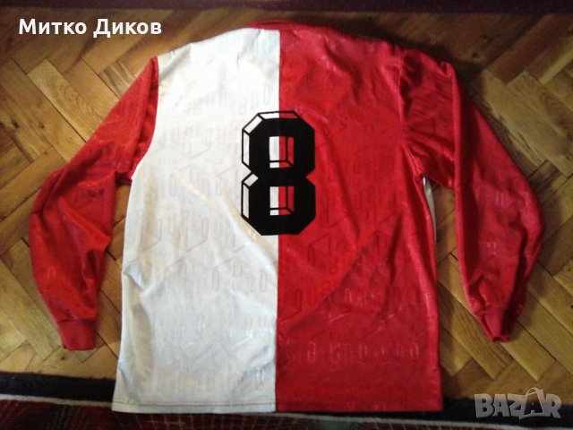 Футболна тениска Умбро №8 дълъг ръкав размер Л, снимка 6 - Футбол - 28317257