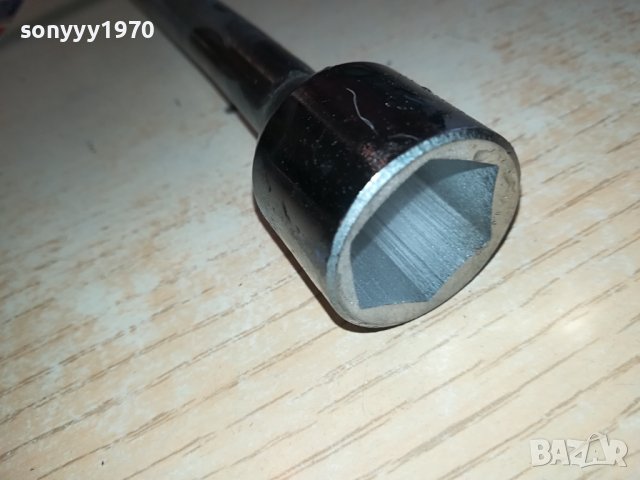 ХРОМ КЛЮЧ ЗА ГУМИ КРЪСТАЧКА 2712231042, снимка 8 - Аксесоари и консумативи - 43557189