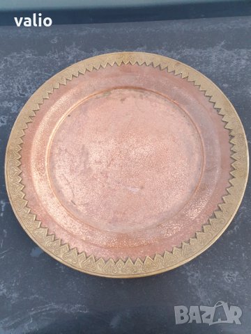 Голяма медна чиния-поднос, снимка 1 - Антикварни и старинни предмети - 32502798