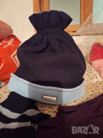 Топла зимна шапка и ръкавици, снимка 3 - Шапки - 48390158