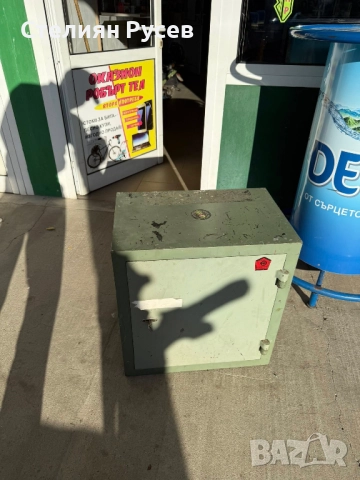 каса сейф 111255 от истинско желязо ! ! ! 57/60см цена 143 лв или  73,11 евро smr - 57 /60 см размер, снимка 5 - Други стоки за дома - 52742112