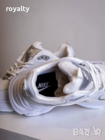 Nike Дамски Маратонки , снимка 4 - Маратонки - 52885995